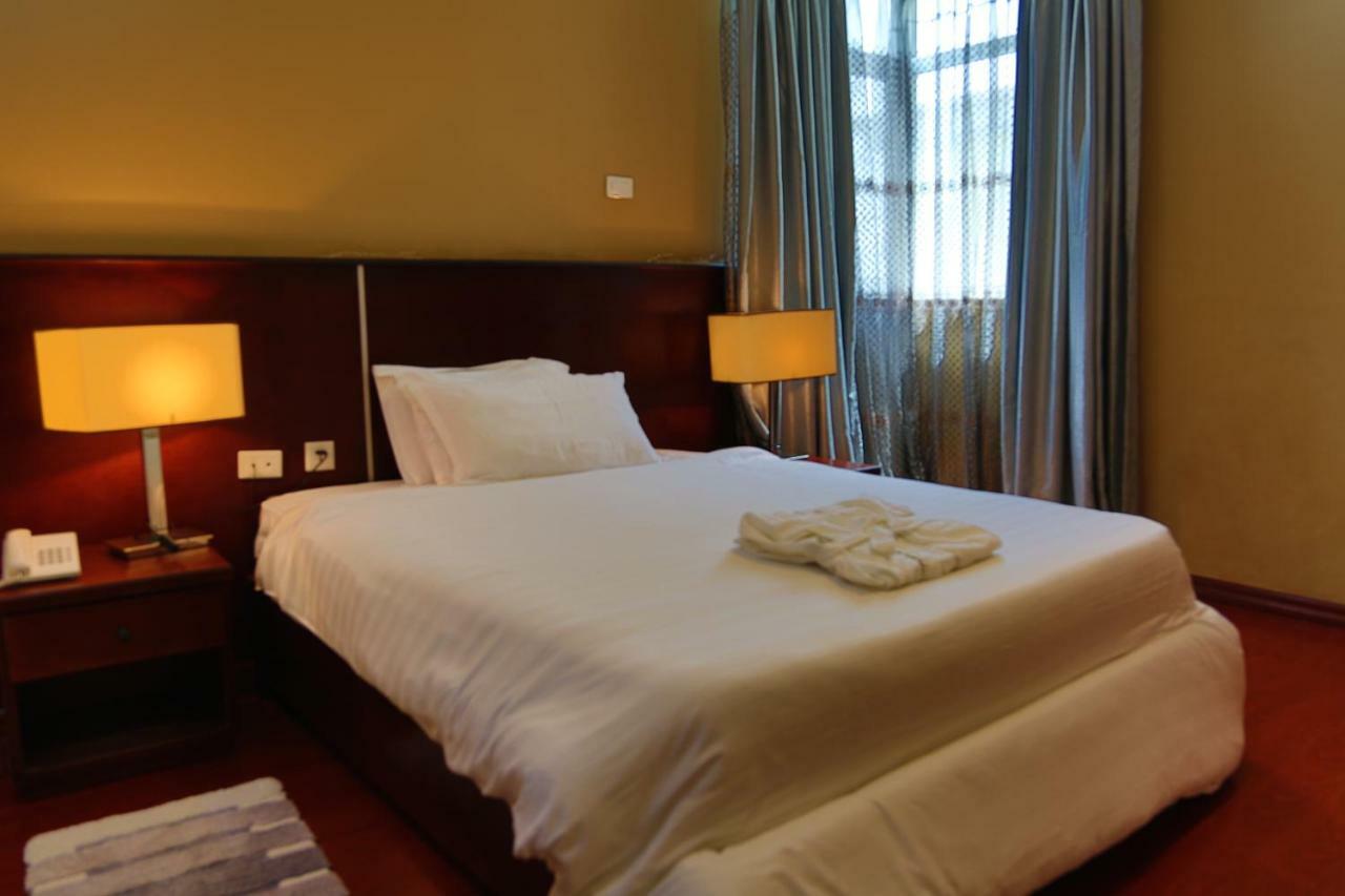 Yinm Furnished Apartment Adís Abeba Exterior foto