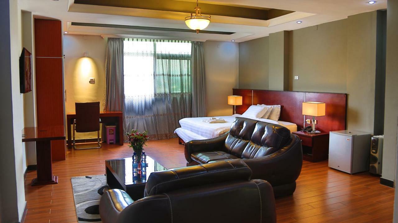 Yinm Furnished Apartment Adís Abeba Exterior foto